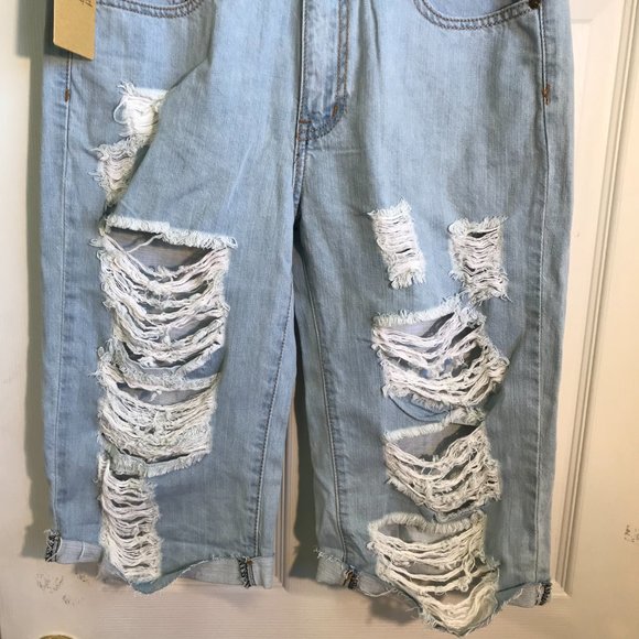 " MACHINE "DISTRESSED SHORTS NWT SZ M ( 32 X 15 ) - Picture 2 of 6